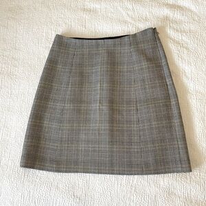 Aritzia Babaton plaid mini skirt, size 4
